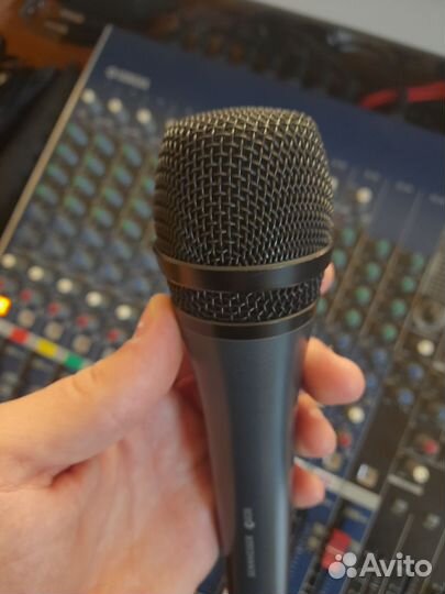 Вокальный микрофон sennheiser e835