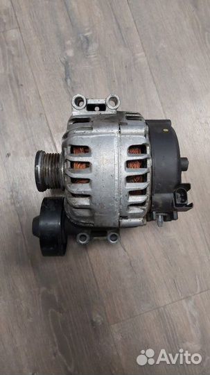 Генератор Bmw 525I E60 N52B25AF 2006