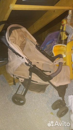 Прогулочная коляска