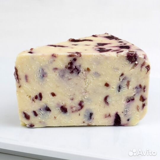 Сыр Ильчестер с клюквой