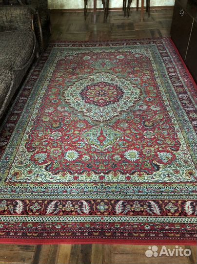 Ковер напольный 2 на 3.Натур шерсть