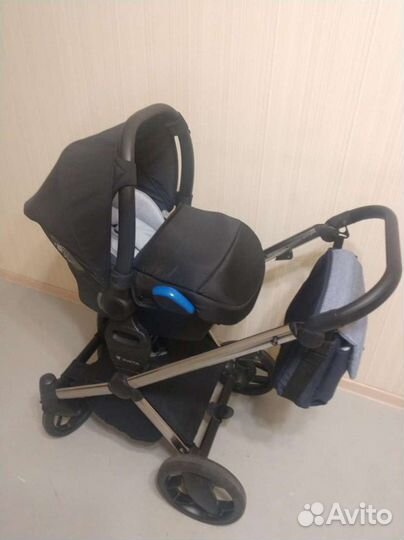 Коляска 3 в 1 Invictus V-Plus