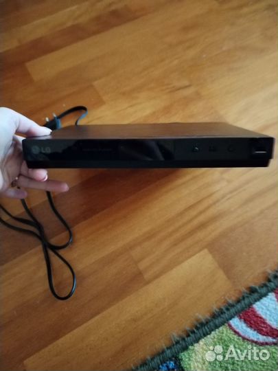 Dvd проигрыватель LG DP122