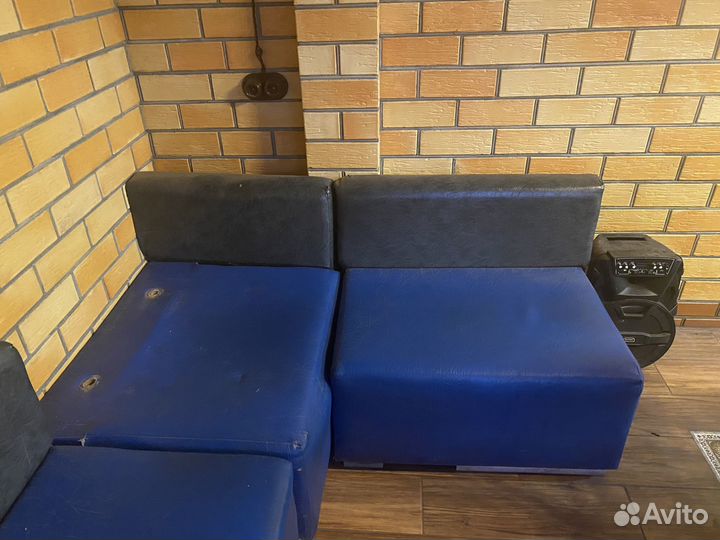 Диван для дачи, улицы