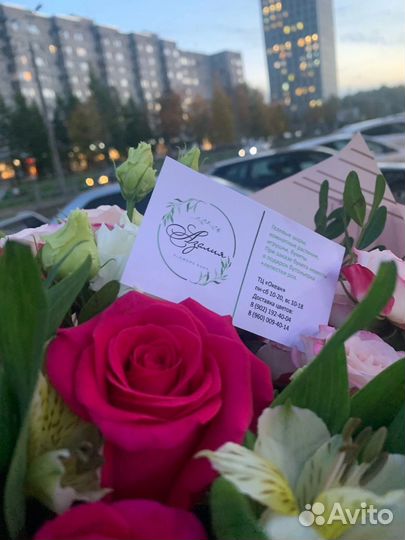 Продавец консультант в цветочный магазин