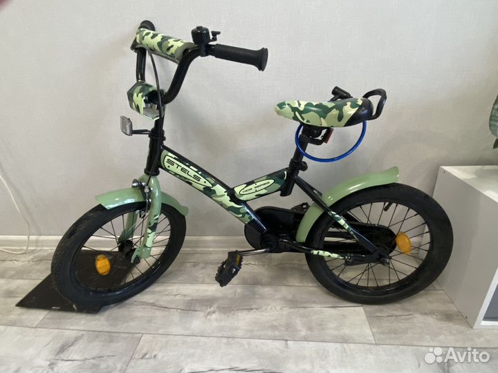 Велосипед детсктй 16