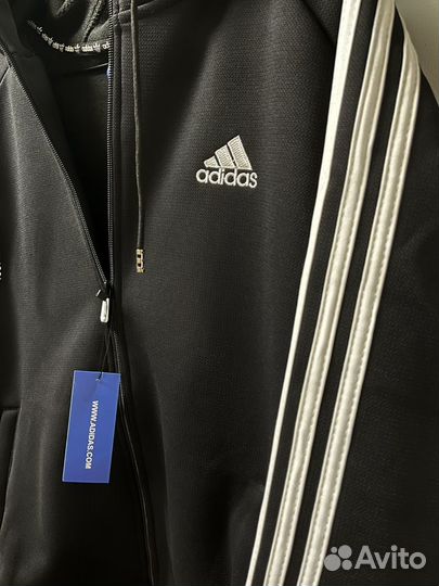 Спортивный костюм Adidas