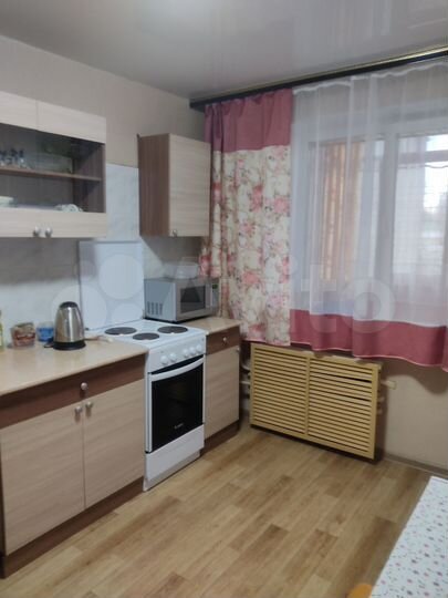 1-к. квартира, 37 м², 1/18 эт.
