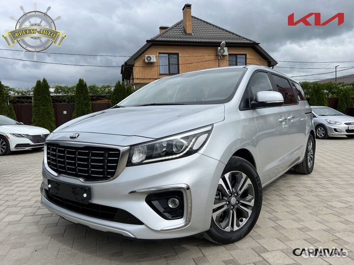 Kia Carnival 2.2 AT, 2018, 72 137 км