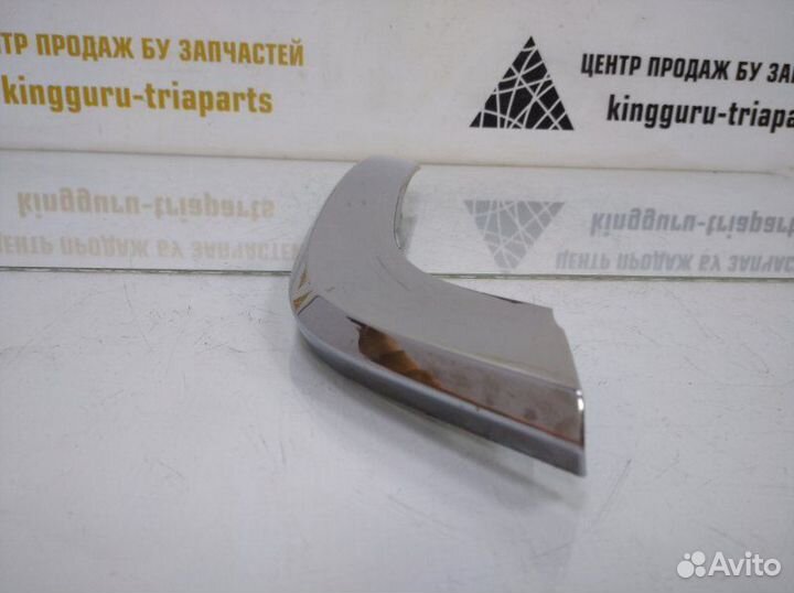 Молдинг бампера передний правый LADA Vesta 1 GFL