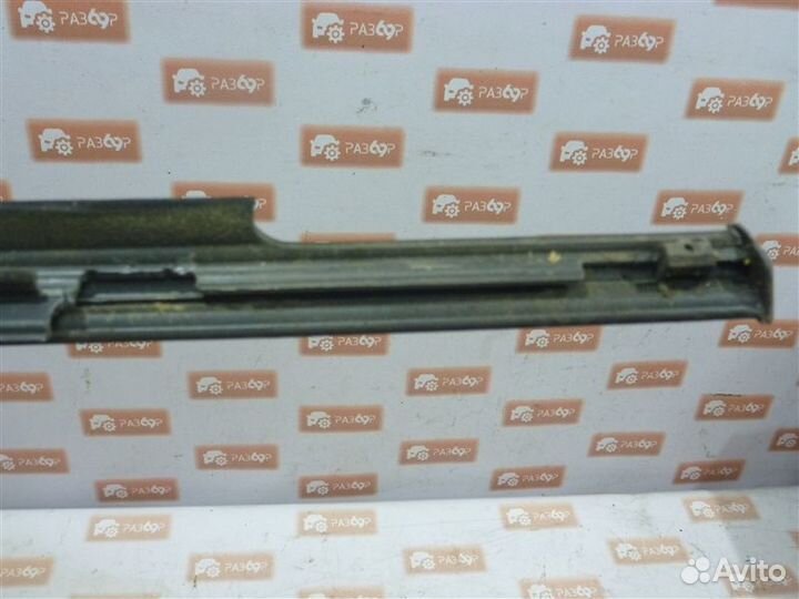 Уплотнитель стекла двери бархотка задний правый