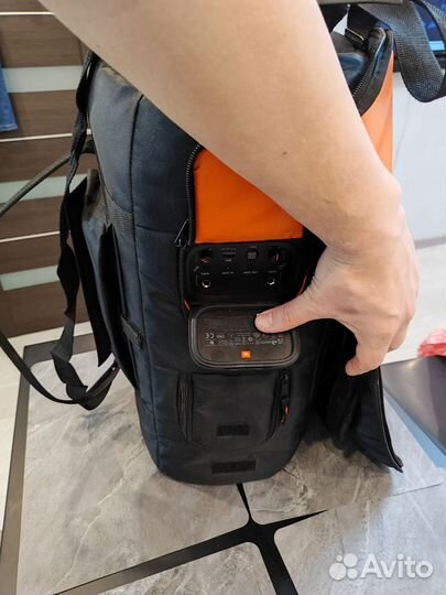 Продам колонку JBL 110 Partybox