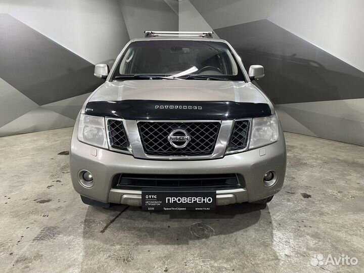 Nissan Pathfinder 2.5 AT, 2010, 290 000 км