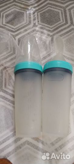 Тарелки и ложка-бутылочка детские