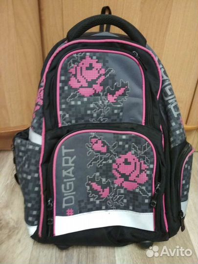 Рюкзак (ранец) школьный