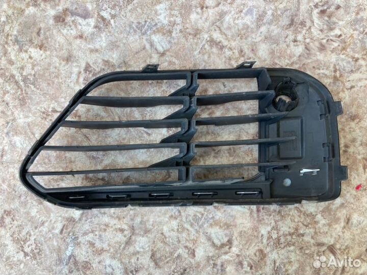 Заглушка бампера лев. BMW X1