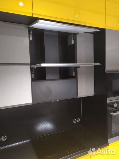 Кухонный гарнитур 