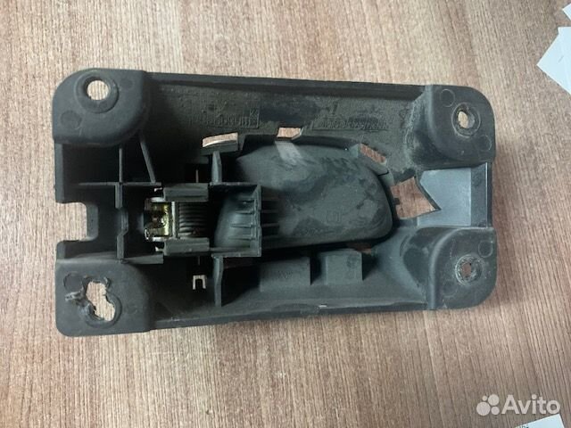 Ручка двери задней внутренняя левая Volvo S80