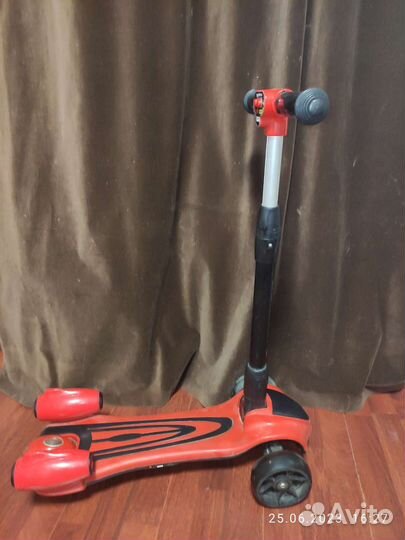 Самокат трехколесный kreiss