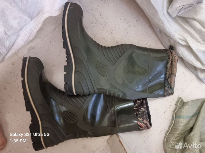 Продам сапоги резиновые