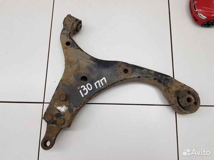 Рычаг подвески передний правый (Hyundai i30)