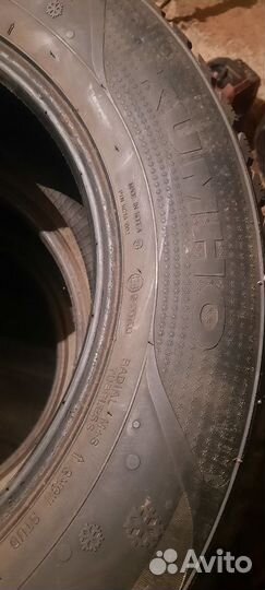 Kumho 722 225/65 R17 106T