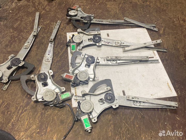 Стеклоподъемник передний Шевроле Авео т250