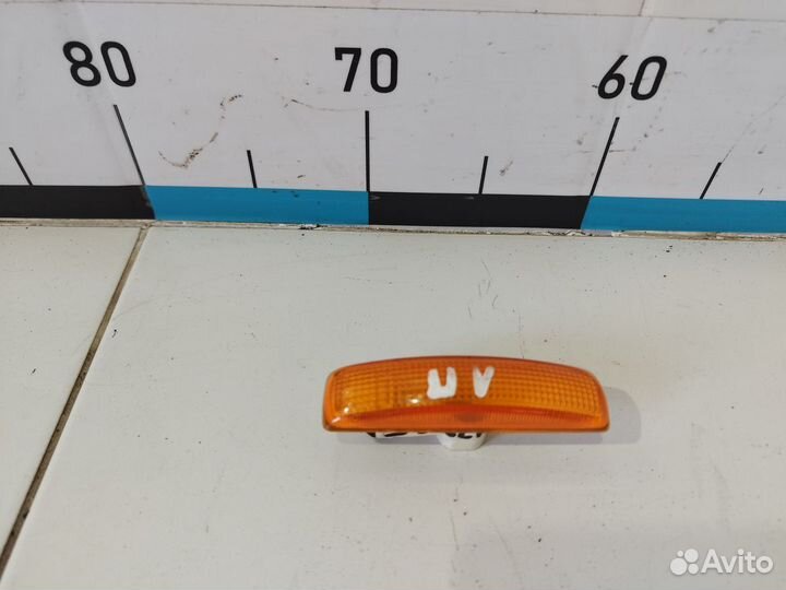 Повторитель поворота желтый Discovery 3 2004-2009