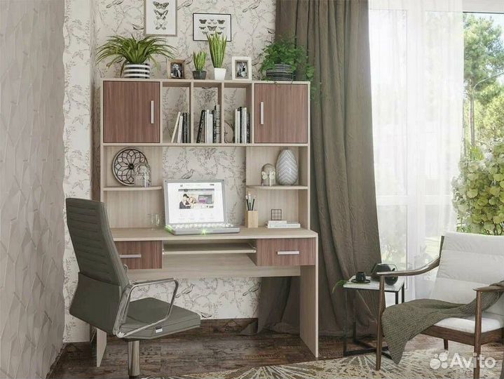 Стол компьютерный №8