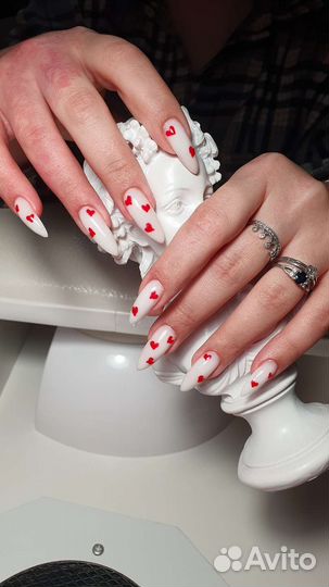 Наращивание ногтей