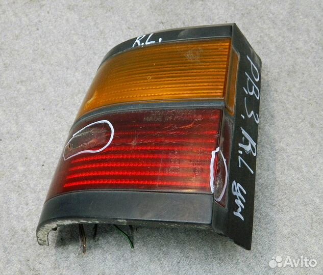 Фонарь левый наружный VW Passat B3 универсал (дефе