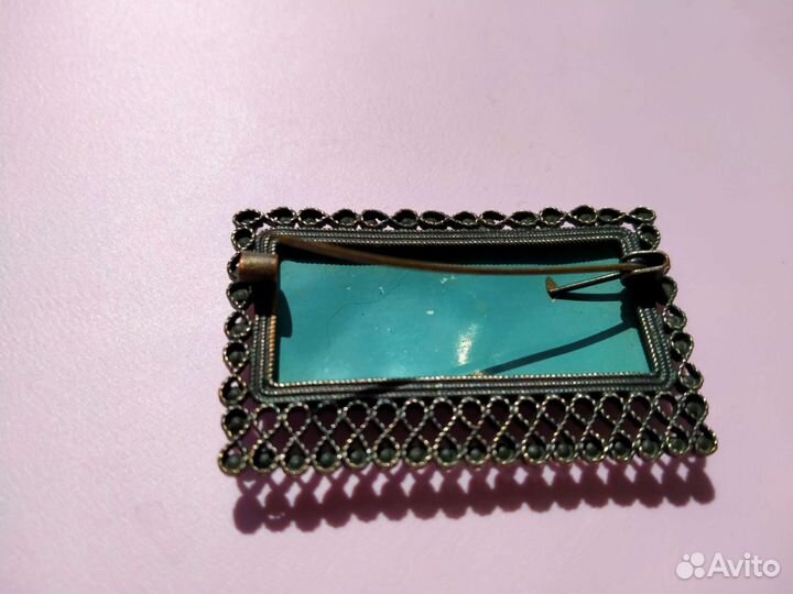 Винтажная брошь