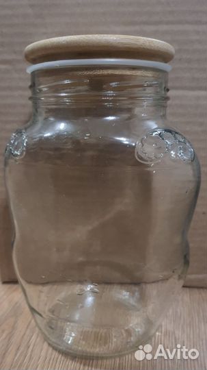 Банка стекло большая с крышкой