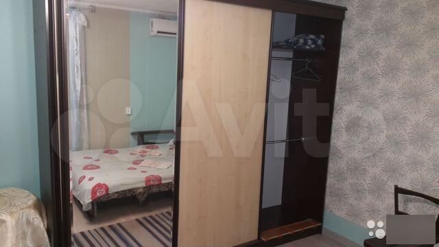 Комната 18 м² в 1-к., 1/2 эт.