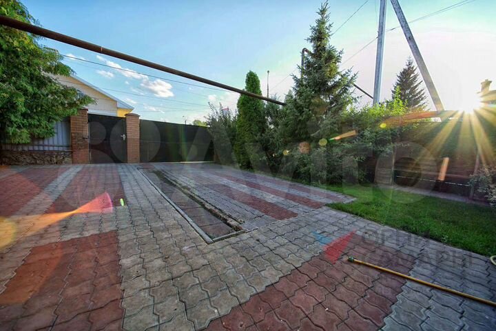 Дом 196 м² на участке 7,8 сот.