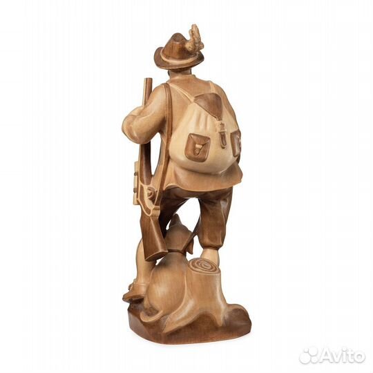 Резная статуэтка из дерева Охотник с собакой