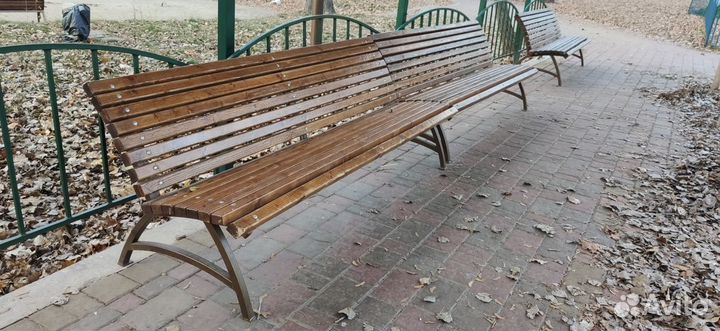 Парковые скамейки, топиары и фигуры, велопарковка