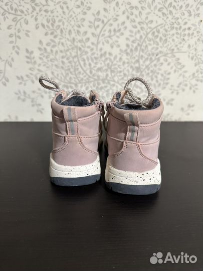 Демисезонная обувь для девочки 23