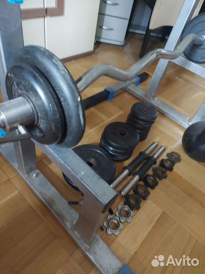 Набор: штанги,гантели,стойка, скамья, диски,замки
