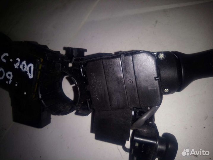 Подрулевой переключатель Toyota camry 40