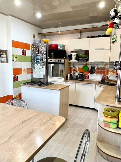 Коттедж 186 м² на участке 6,7 сот.