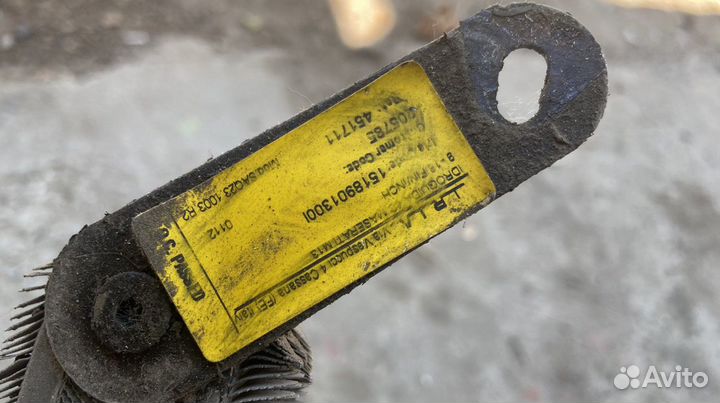 Радиатор гур maserati quattroporte V m139