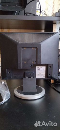 Монитор 17 (43 см) Samsung 740N D