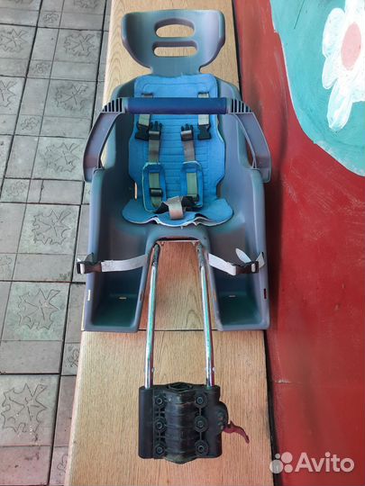 Детское велокресло на багажник