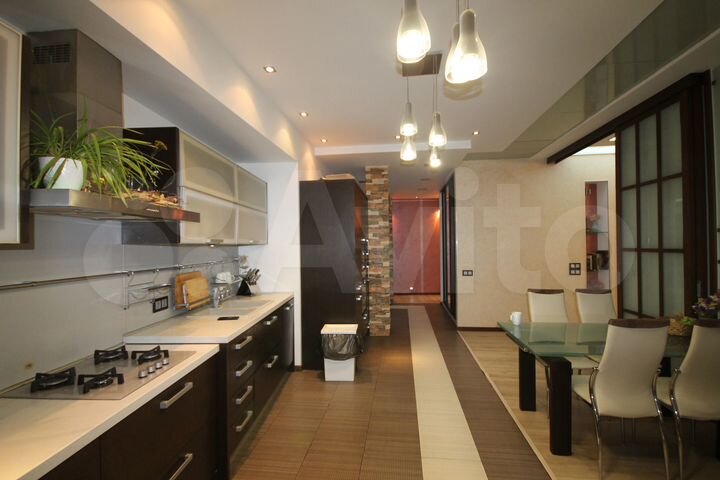 4-к. квартира, 160,4 м², 4/9 эт.