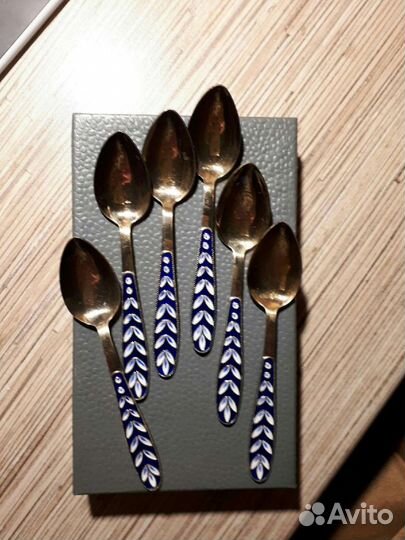 Серебряные ложки с эмалью