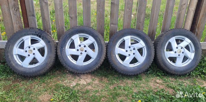 Колеса в сборе r16 зимние
