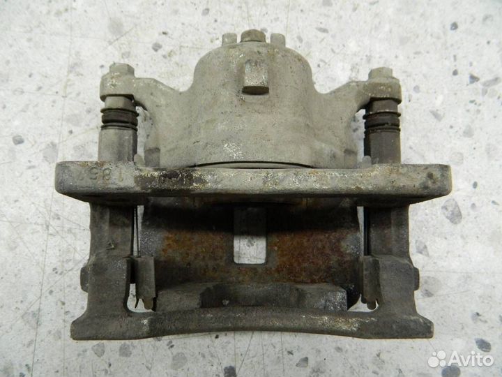 Суппорт передний правый Honda Civic 5D 2006-2012