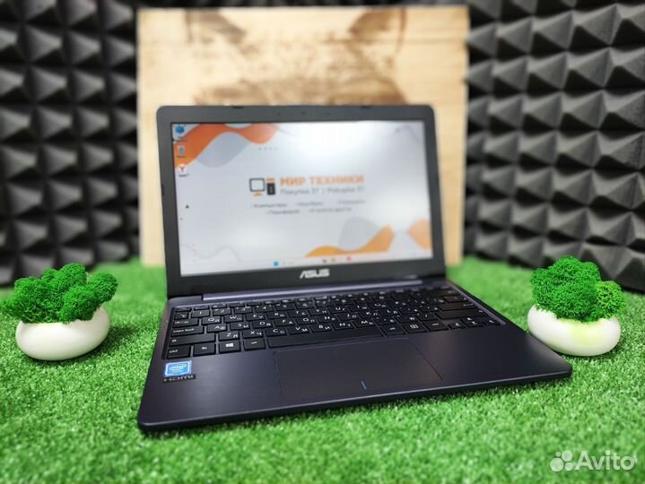 Нетбук Asus 2 ядра/SSD/4GB