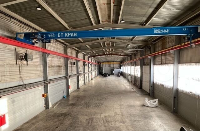 Производство, 1300 м²